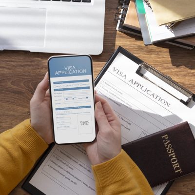 visa-application-form-smartphone